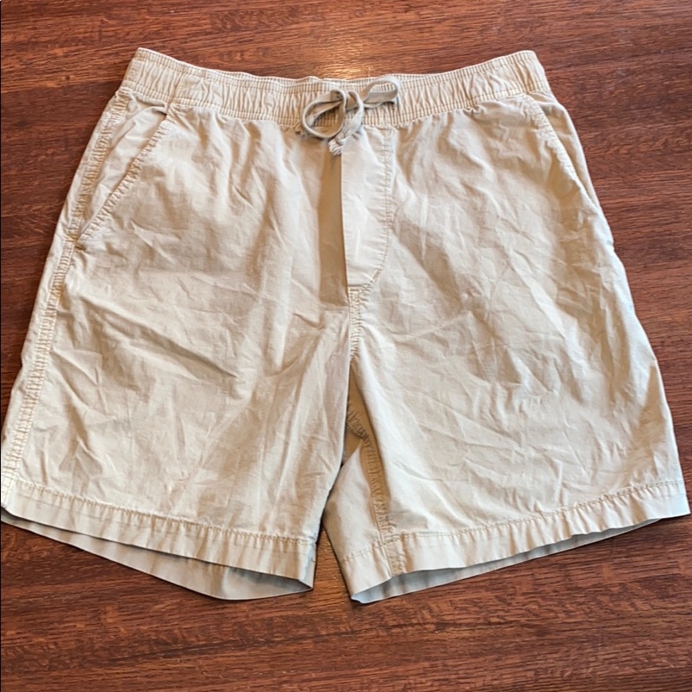 American Eagle Khaki Shorts